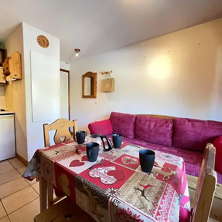 Cosy Au Pied Des Pistes Avec Balcon - Fr-1-505-220 Apartment *